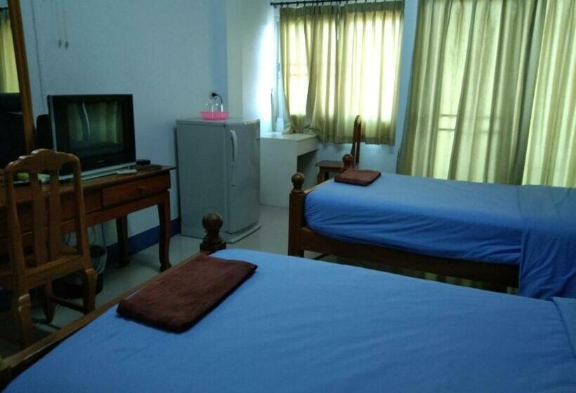 バルコニー付きスタンダードルーム, Kasarin Court