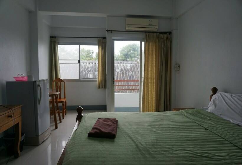 スタンダードルーム, Kasarin Court