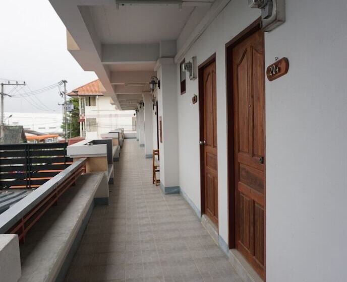 スタンダードルーム, Kasarin Court