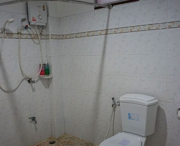 スタンダードルーム, Kasarin Court