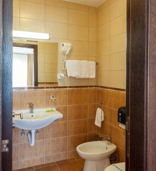 اتاق خانوادگی, Livade