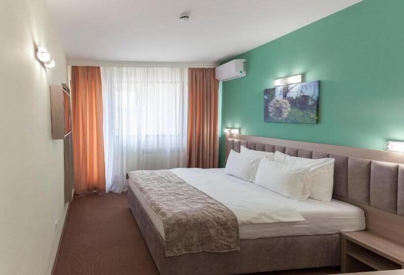 اتاق خانوادگی, Livade