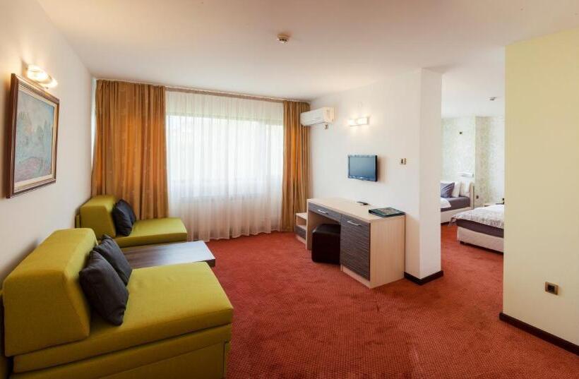 آپارتمان 1 خوابه, Livade