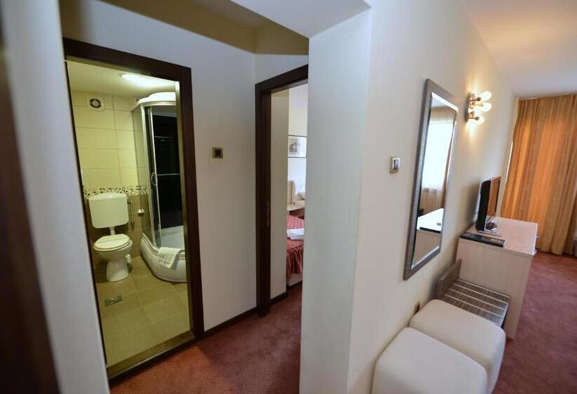 آپارتمان 1 خوابه, Livade