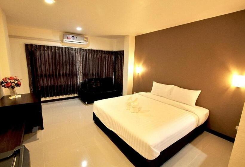 스탠다드 룸, Panwalee