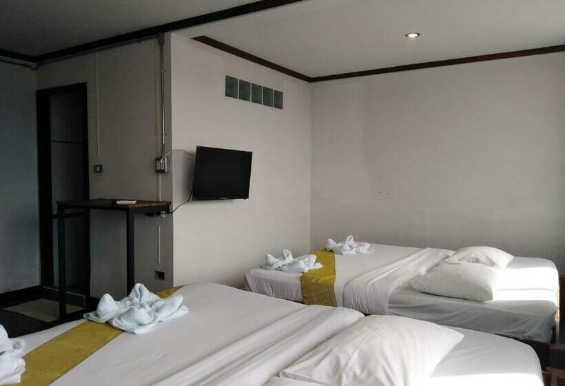 חדר משפחתי, Pimpimarn