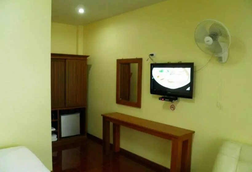 اتاق استاندارد, Ruen Narisra Resort