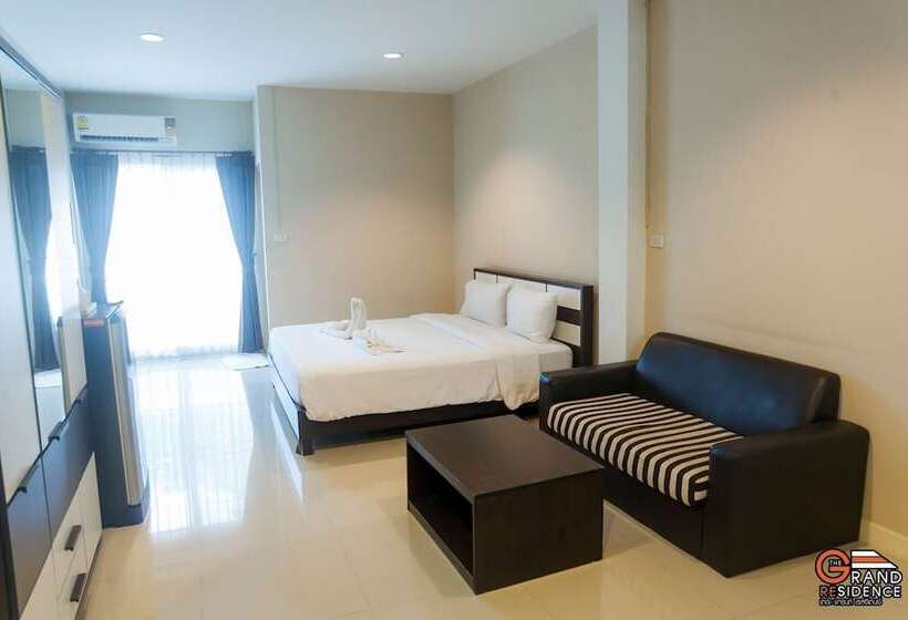 스탠다드 룸 킹사이즈 침대, The Grand Residence