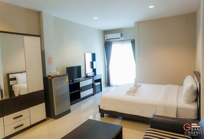 キングサイズベッドのデラックスルーム, The Grand Residence