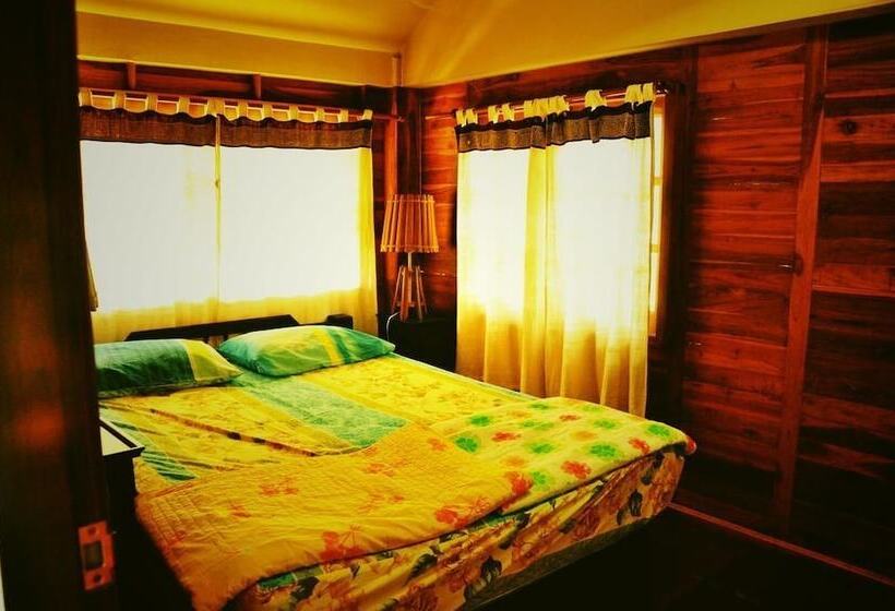 패밀리 룸, Kaengkrachan Riverside Resort