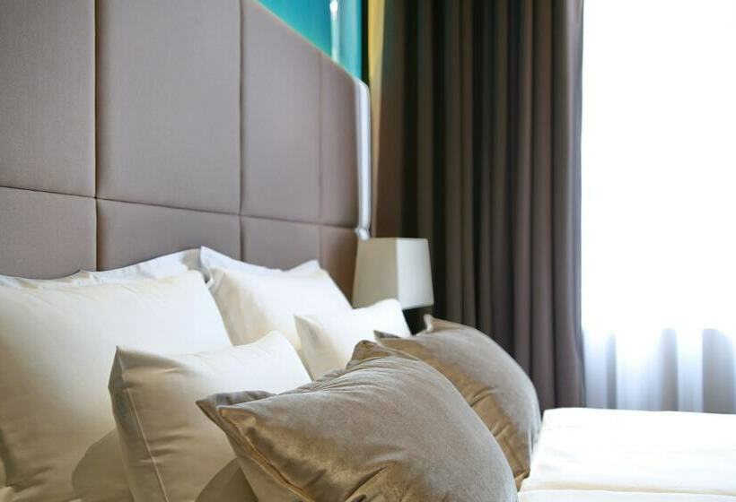 اتاق استاندارد, Maccani Luxury Suites