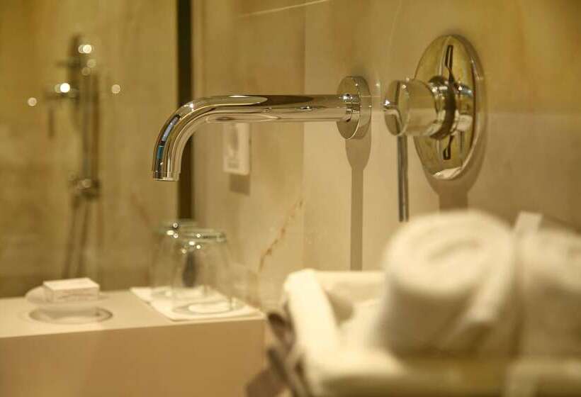 اتاق استاندارد, Maccani Luxury Suites