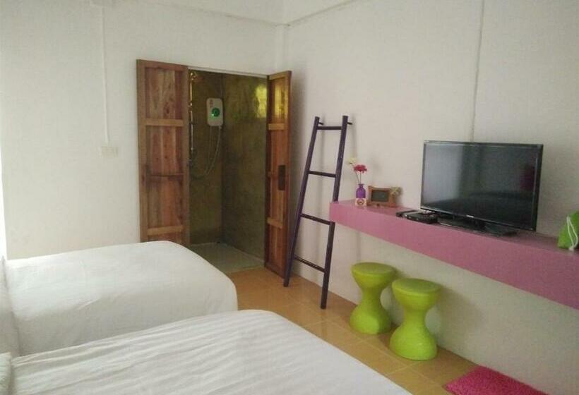 Cameră Triplă Standard, Na Rak O Resort