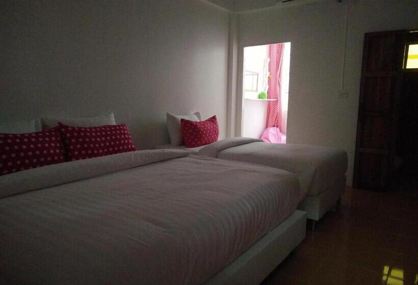 Cameră Triplă Standard, Na Rak O Resort