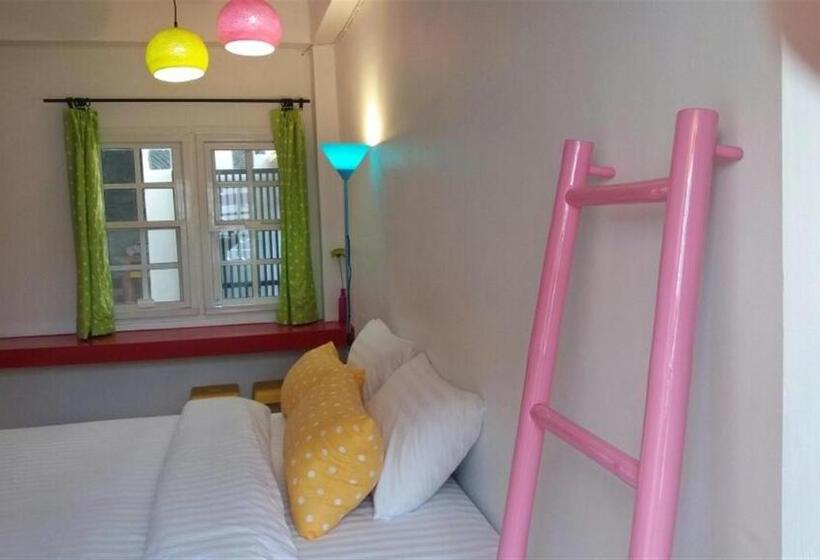 Cameră Standard Pat Matrimonial, Na Rak O Resort