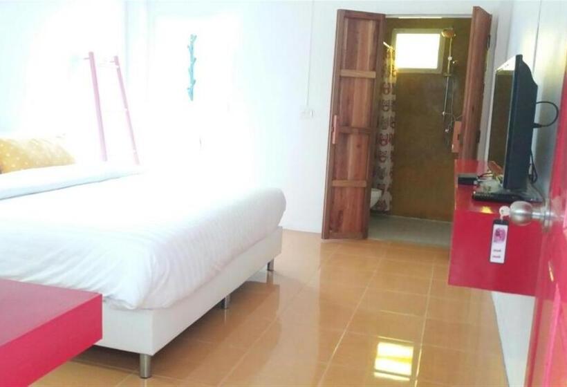 Cameră Standard Pat Matrimonial, Na Rak O Resort