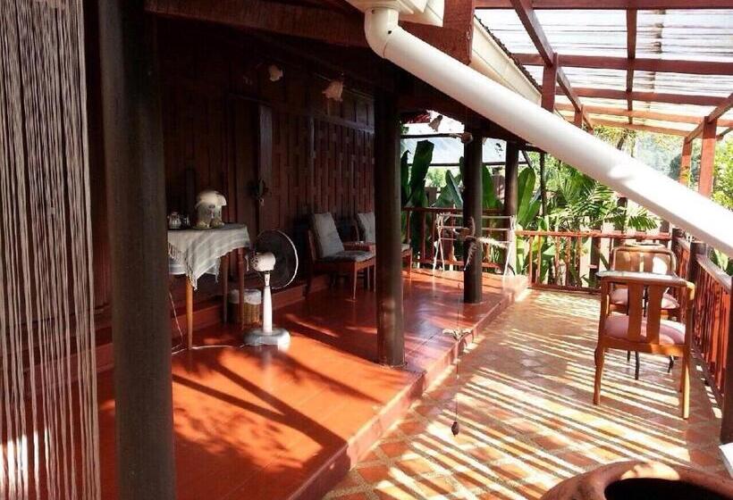 标准间带游泳池, Seapines & Liberg