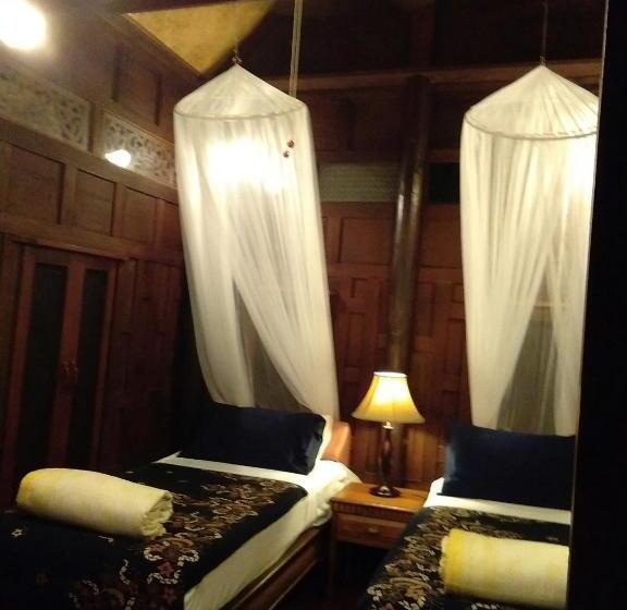 标准间带游泳池, Seapines & Liberg