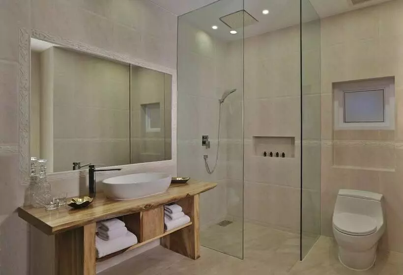 プール付き１ベッドルームヴィラ, The Privilege Hotel Ezra Beach Villas