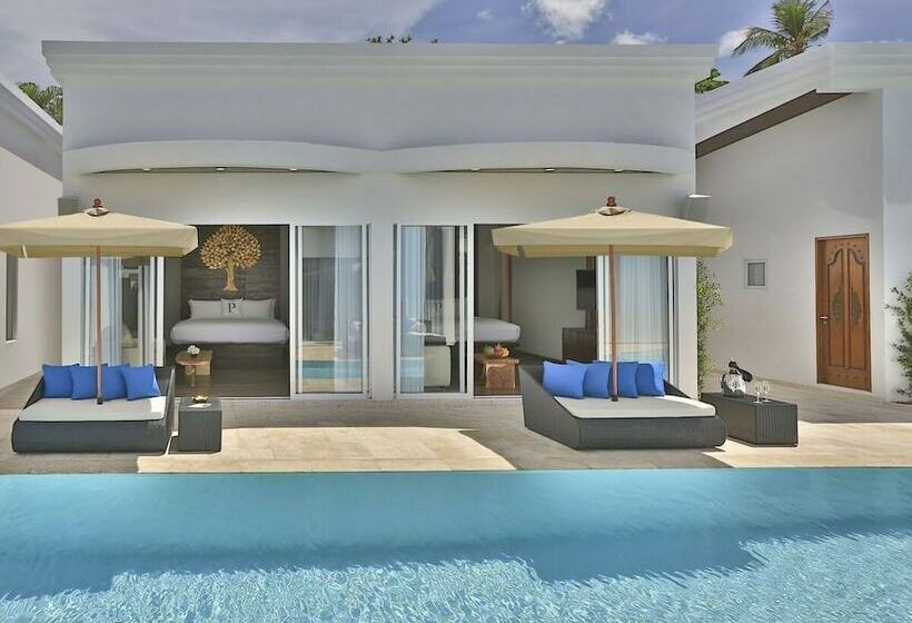 디럭스 룸, The Privilege Hotel Ezra Beach Villas