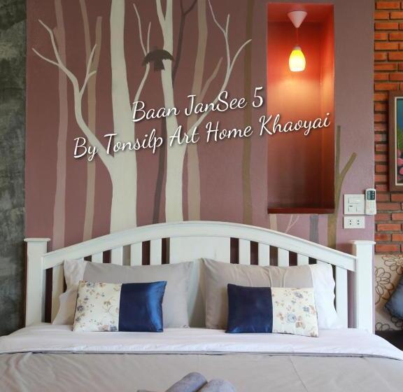 Номер Deluxe, Tonsilp Art Home