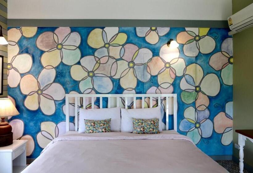 스탠다드 방갈로, Tonsilp Art Home