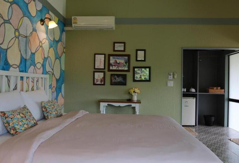 스탠다드 방갈로, Tonsilp Art Home