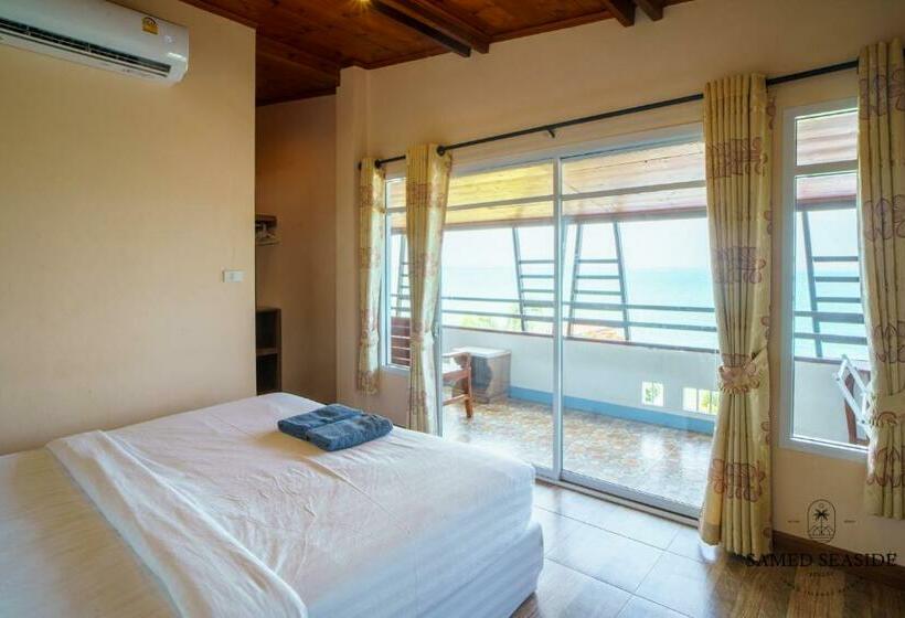 غرفة ديلوكس مطلّة علي البحر مزوَّدة بشُرفة, Samed Seaside Resort