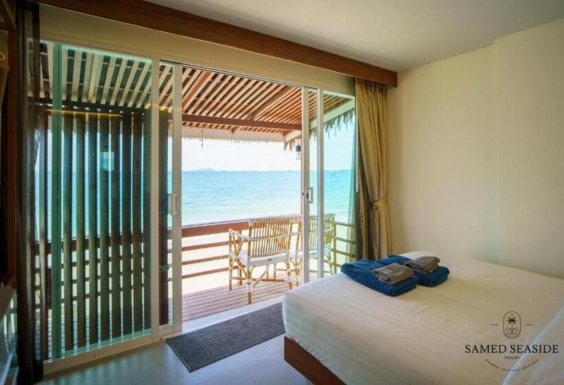 جناح جونيور مطلّ علي البحر, Samed Seaside Resort