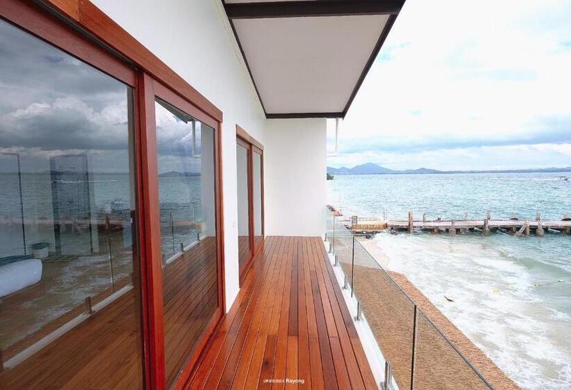 غرفة عائلية مطلّة علي البحر, Samed Seaside Resort