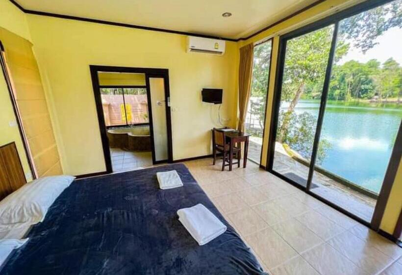 Номер Deluxe, Waterjade Resort