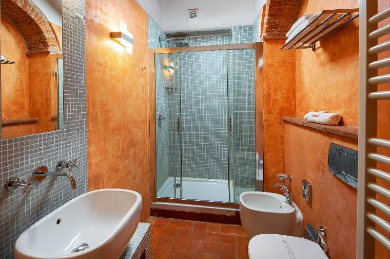 اتاق استاندارد, Le Capanne