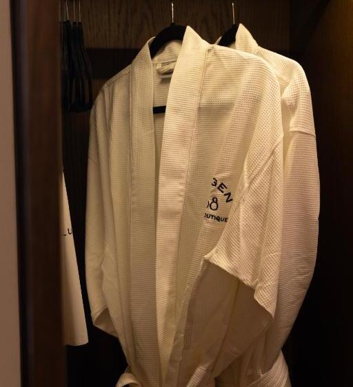 デラックススイート, Origen 438 Luxury Boutique