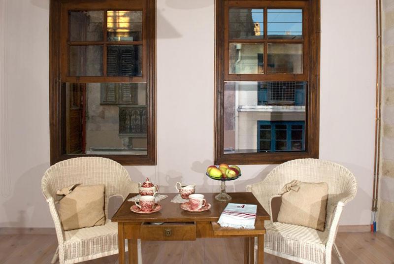 家庭间, Anassa Estate