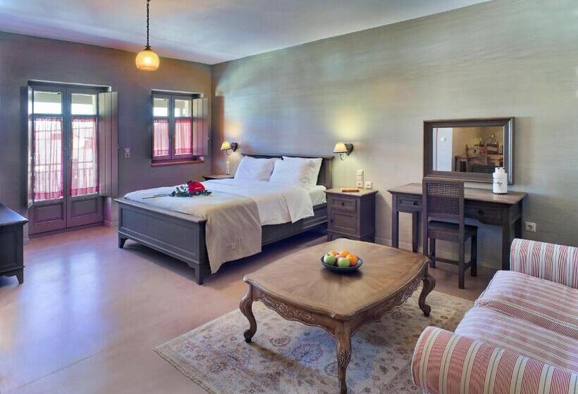 سوئیت جونیور با ماساژ آبی, Haones Suites