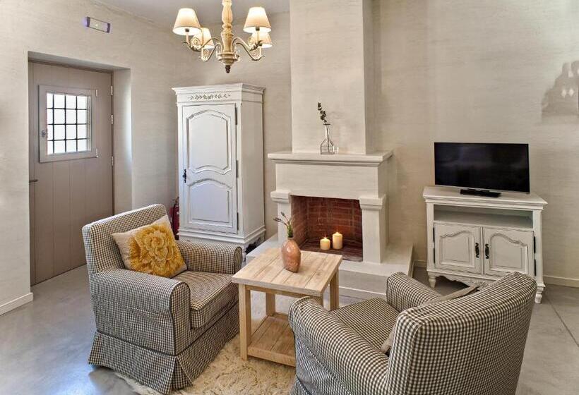 Люкс, Haones Suites