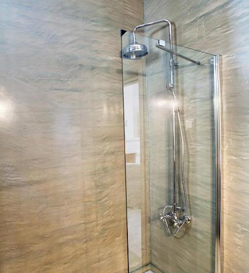 سوییت, Haones Suites