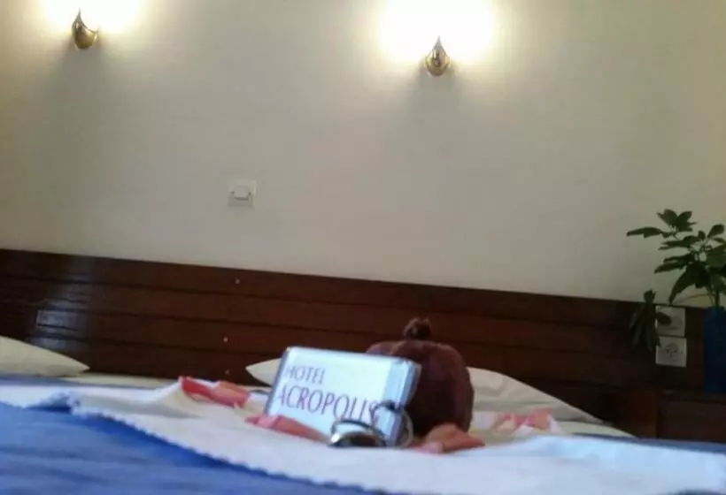 Chambre Economy Individuelle, Acropolis