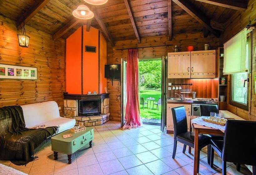 اتاق خانوادگی, Ninemia Stay& Play