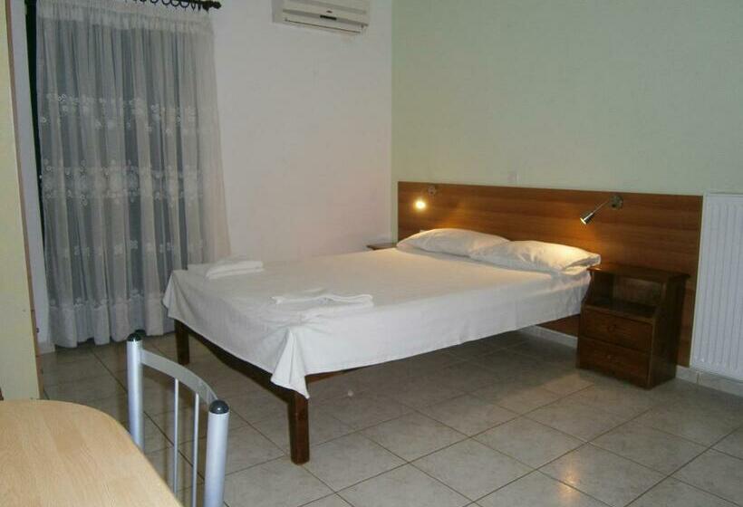 חדר סטודיו סטנדרד, Petros Studios