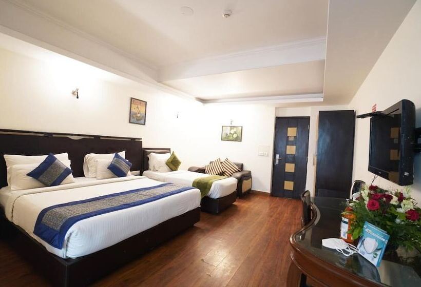 اتاق استاندارد, Airport Hotel Grand, New Delhi