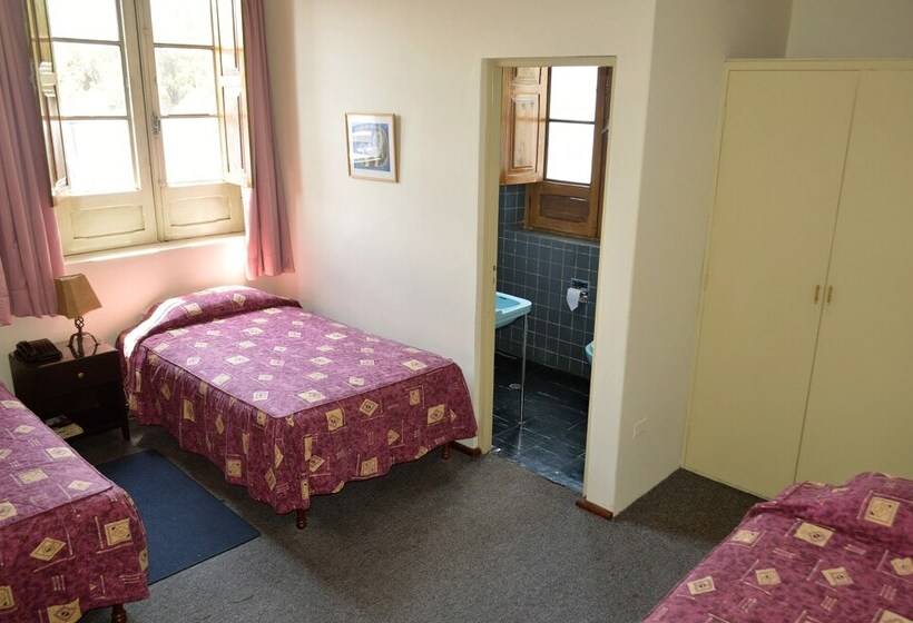 Номер Стандарт Трехместный, Las Mercedes Hostal Residencial
