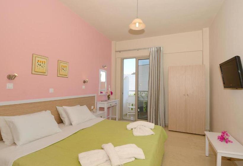 침실 2개 아파트, Costas & Chrysoula