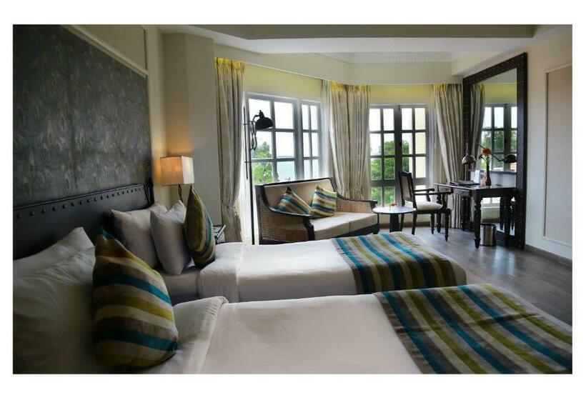 Pokój Standard, Fragrant Nature Kochi A Five Star Classified