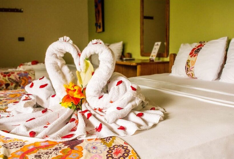 غرفة قياسية رباعية, Hostel Backpackers La Fortuna