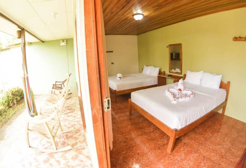 4인용 스탠다드 룸, Hostel Backpackers La Fortuna