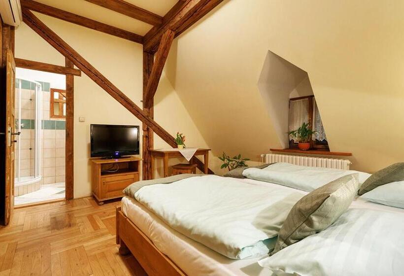 Номер Стандарт, Penzion U Kriveho Psa