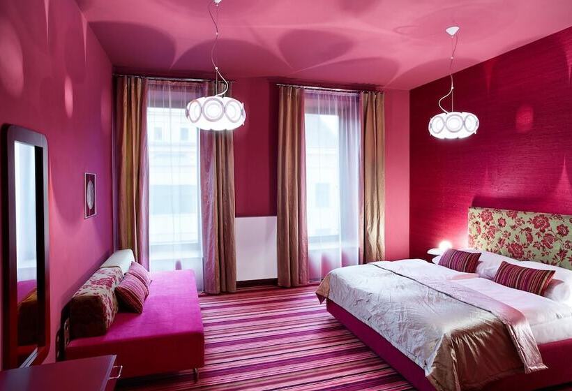 스탠다드 룸, Rajska Zahrada