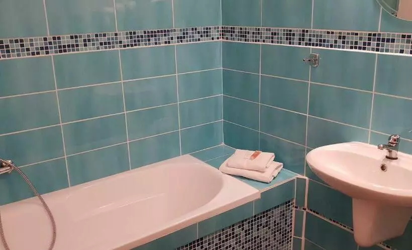 Standard Yhden Hengen Huone, Ubytování Cukrovar