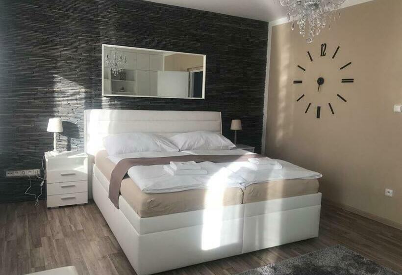 דירת חדר, Ubytování Cukrovar